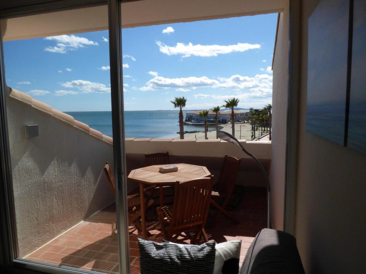 Le Sud Sur Plage Meze Exterior photo
